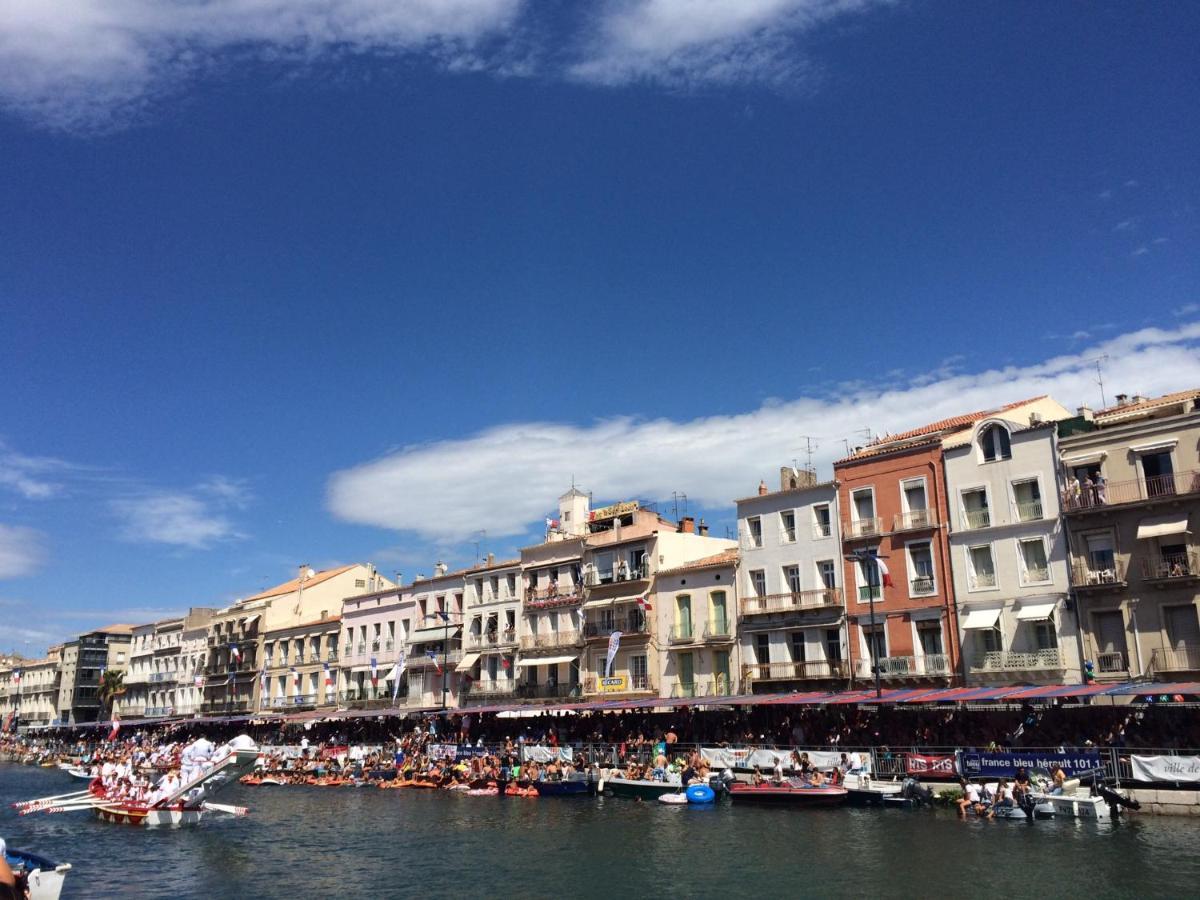 Le Petit Bijou Sete, Quatre Appartements Au Centre Ville, Trois Avec Vue Canal ภายนอก รูปภาพ