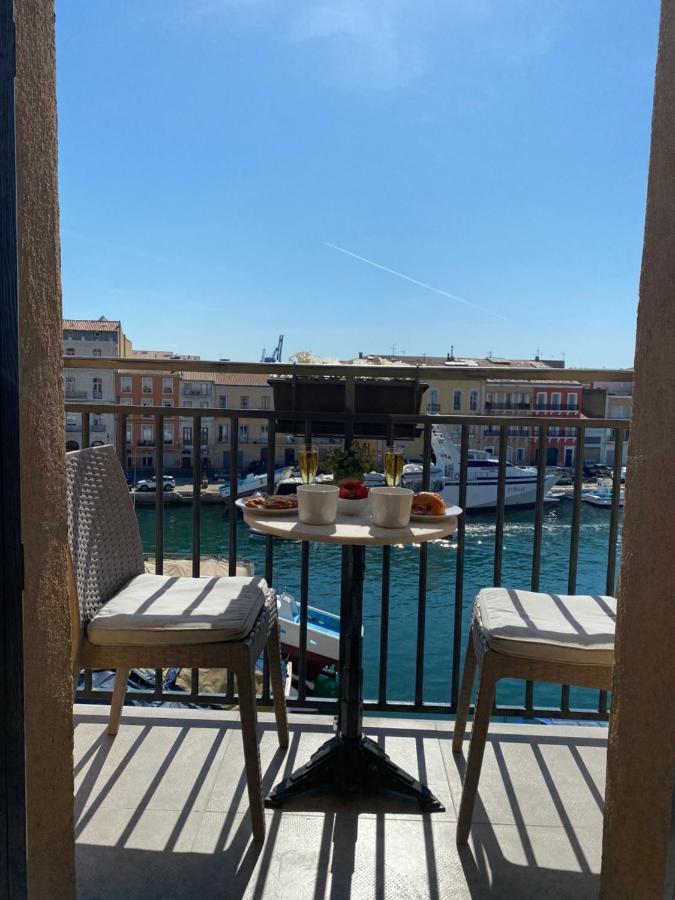 Le Petit Bijou Sete, Quatre Appartements Au Centre Ville, Trois Avec Vue Canal ภายนอก รูปภาพ