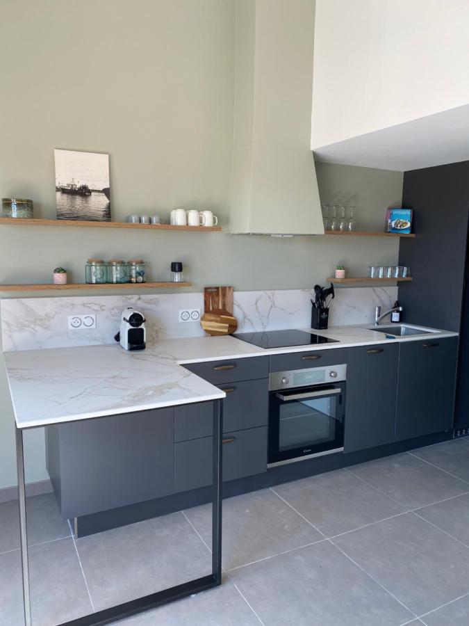 Le Petit Bijou Sete, Quatre Appartements Au Centre Ville, Trois Avec Vue Canal ภายนอก รูปภาพ