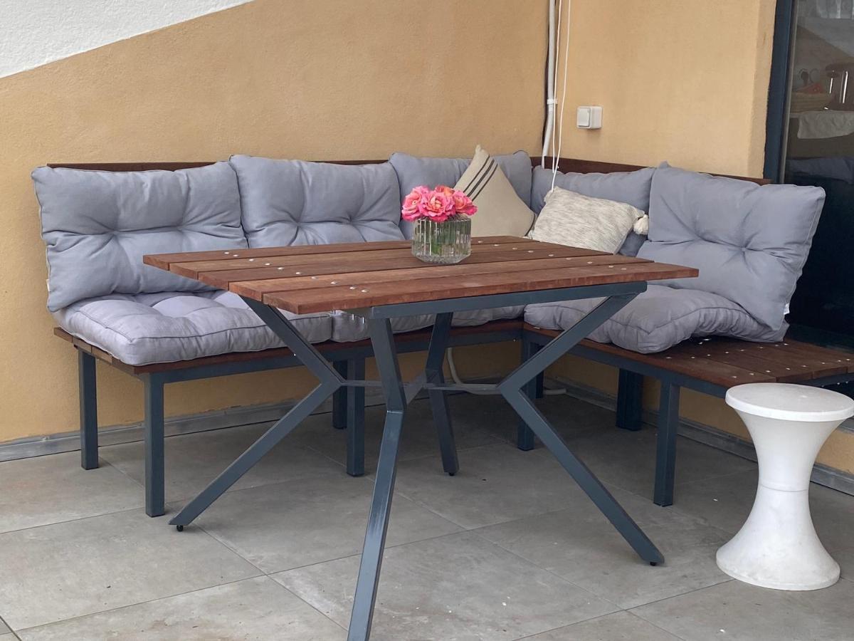 Le Petit Bijou Sete, Quatre Appartements Au Centre Ville, Trois Avec Vue Canal ภายนอก รูปภาพ