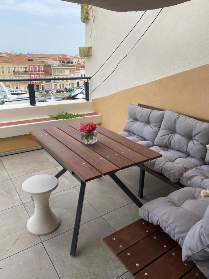Le Petit Bijou Sete, Quatre Appartements Au Centre Ville, Trois Avec Vue Canal ภายนอก รูปภาพ